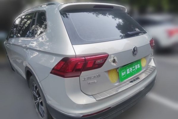 Volkswagen Tiguan L 2019, 49000 км, за 11978 USD