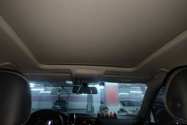 Volkswagen Tiguan L 2019, 126900 км, за 11121 USD - фото 18