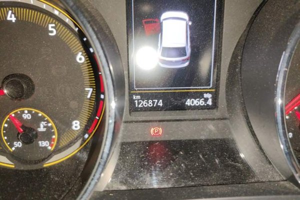 Volkswagen Tiguan L 2019, 126900 км, за 11121 USD - фото 12
