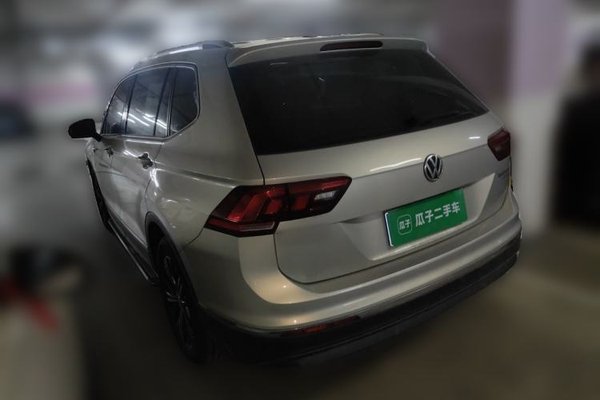 Volkswagen Tiguan L 2019, 126900 км, за 11121 USD