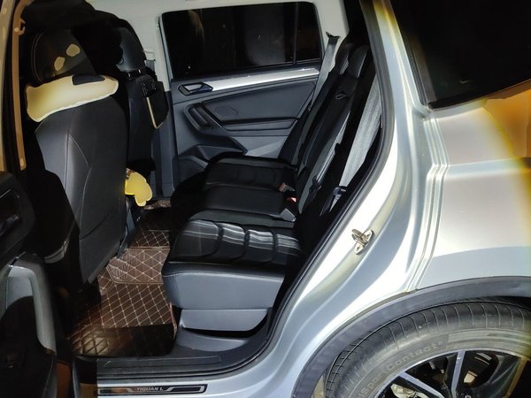 Volkswagen Tiguan L 2019, 35300 км, за 13758 USD - фото 18