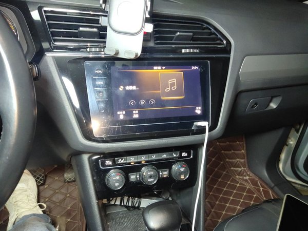 Volkswagen Tiguan L 2019, 35300 км, за 13758 USD - фото 14
