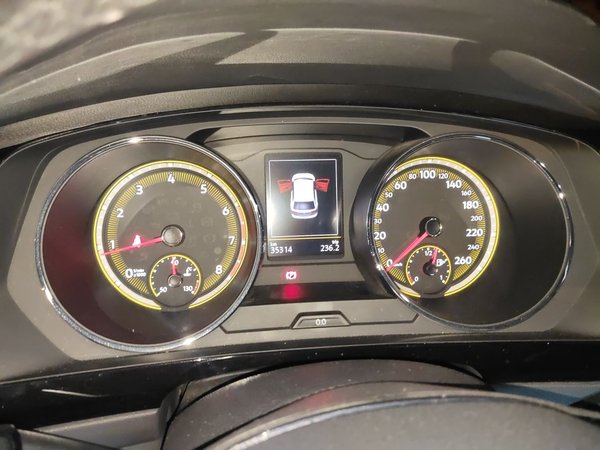 Volkswagen Tiguan L 2019, 35300 км, за 13758 USD - фото 12
