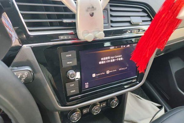 Volkswagen Tiguan L 2019, 48900 км, за 12348 USD - фото 14