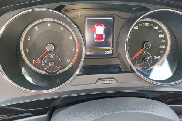 Volkswagen Tiguan L 2019, 48900 км, за 12348 USD - фото 13