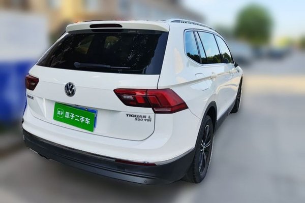 Volkswagen Tiguan L 2019, 48900 км, за 12348 USD - фото 6