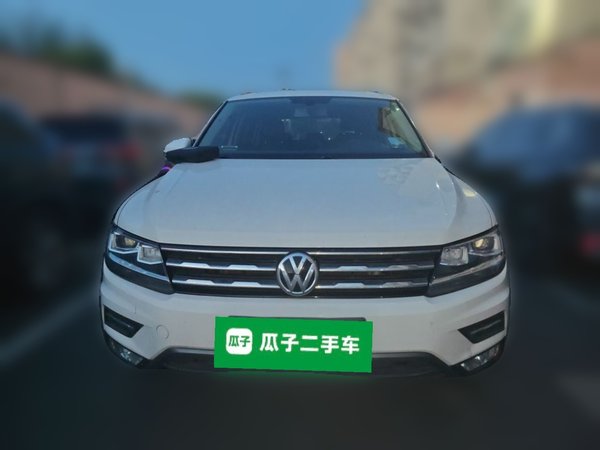 Volkswagen Tiguan L 2019, 80800 км, за 12315 USD - фото 11
