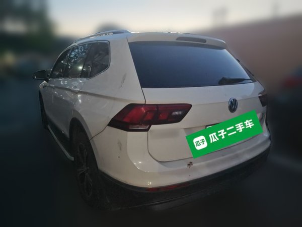 Volkswagen Tiguan L 2019, 80800 км, за 12315 USD - фото 13