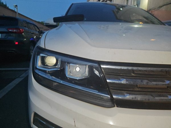 Volkswagen Tiguan L 2019, 80800 км, за 12315 USD - фото 16