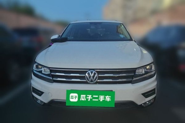 Volkswagen Tiguan L 2019, 80900 км, за 14119 USD