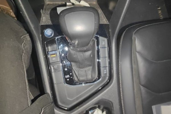 Volkswagen Tiguan L 2019, 80900 км, за 14119 USD - фото 13