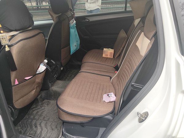 Volkswagen Tiguan L 2020, 35700 км, за 13324 USD - фото 12