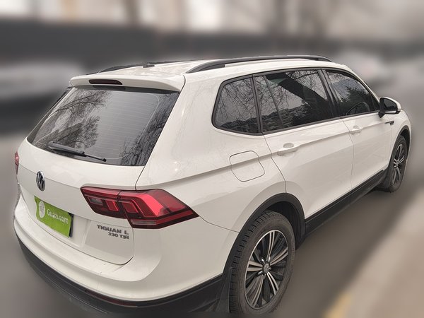 Volkswagen Tiguan L 2020, 35700 км, за 13324 USD - фото 7