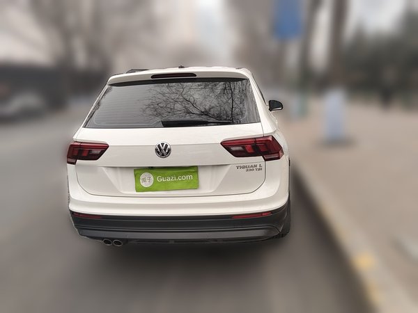 Volkswagen Tiguan L 2020, 35700 км, за 13324 USD