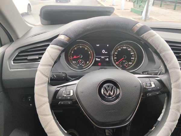 Volkswagen Tiguan L 2020, 35700 км, за 13324 USD - фото 17