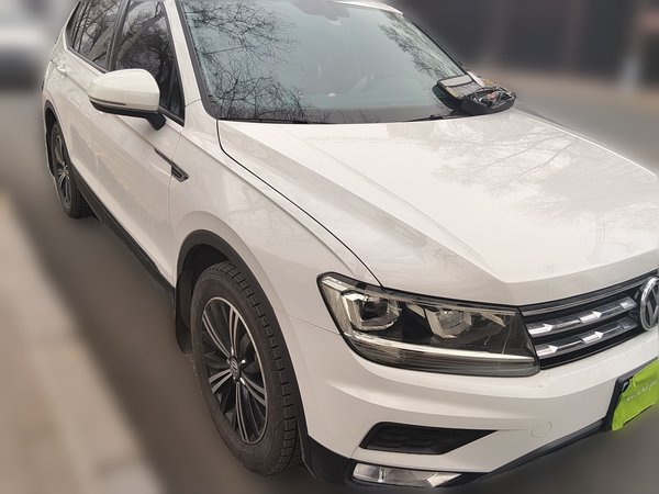 Volkswagen Tiguan L · 2020 год