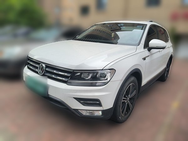 Volkswagen Tiguan L · 2020 год