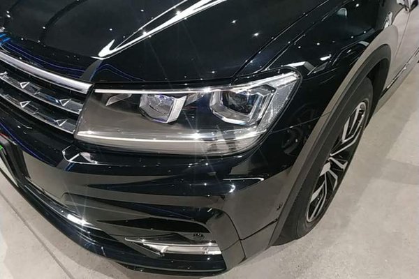Volkswagen Tiguan L 2021, 59200 км, за 18481 USD - фото 8