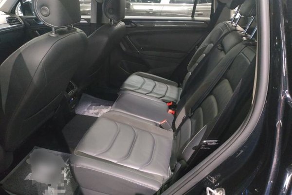 Volkswagen Tiguan L 2021, 59200 км, за 18481 USD - фото 20