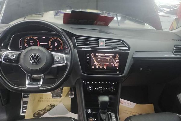 Volkswagen Tiguan L 2021, 62200 км, за 17928 USD