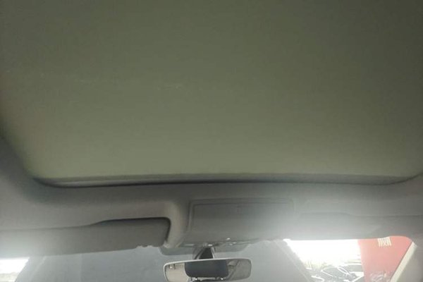 Volkswagen Tiguan L 2021, 62200 км, за 17928 USD - фото 7