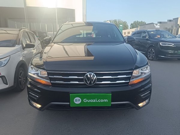 Volkswagen Tiguan L 2021, 74600 км, за 15372 USD