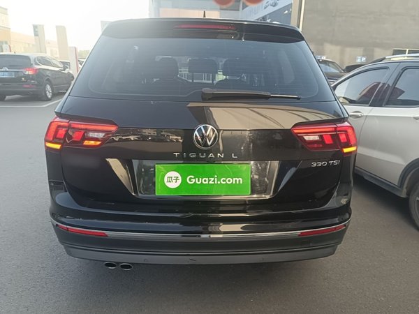 Volkswagen Tiguan L 2021, 74600 км, за 15372 USD