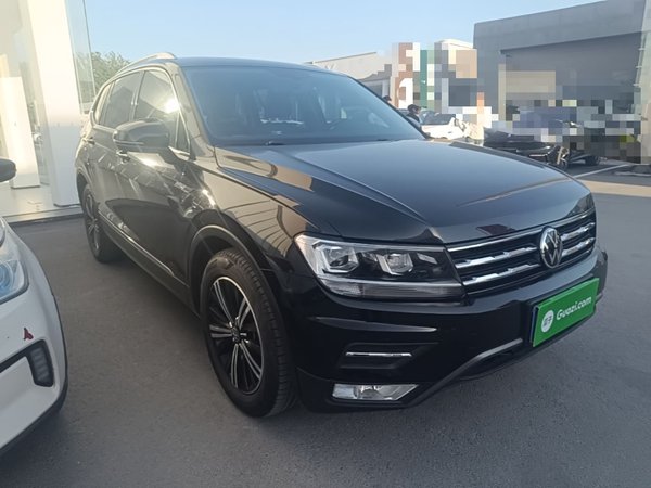 Volkswagen Tiguan L 2021, 74600 км, за 15372 USD