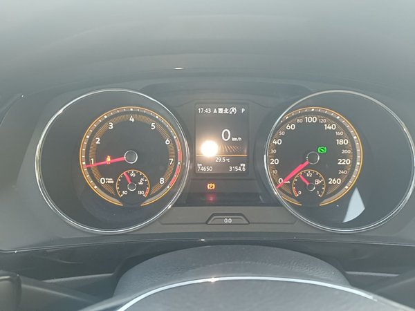 Volkswagen Tiguan L 2021, 74600 км, за 15372 USD - фото 15