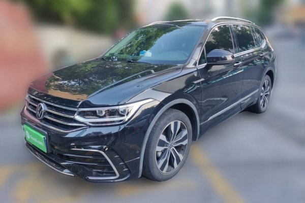Volkswagen Tiguan L · 2022 год