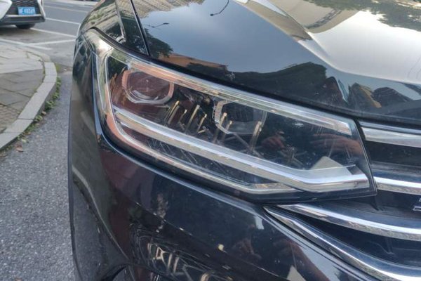Volkswagen Tiguan L 2022, 44000 км, за 17008 USD - фото 7