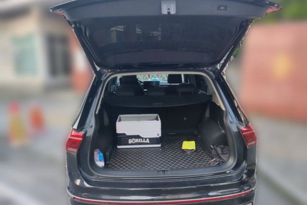 Volkswagen Tiguan L 2022, 44000 км, за 17008 USD - фото 19