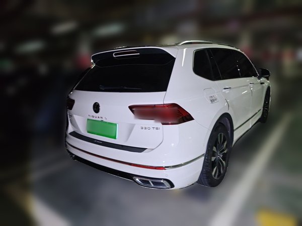 Volkswagen Tiguan L 2022, 100100 км, за 15711 USD - фото 6