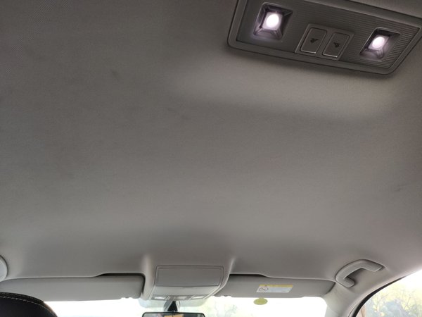 Volkswagen Tiguan L 2022, 69900 км, за 15201 USD - фото 17