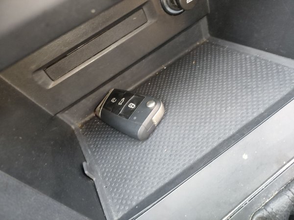 Volkswagen Tiguan L 2022, 77800 км, за 15069 USD - фото 19