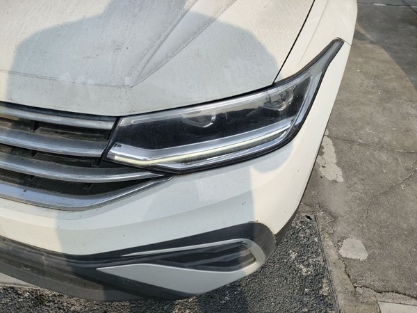 Volkswagen Tiguan L 2022 330TSI Automatic Two-Wheel Drive Comfort Edition, 2022 года
