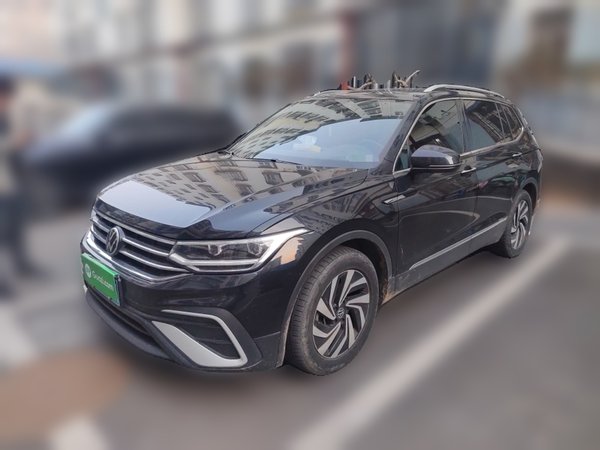 Volkswagen Tiguan L · 2023 год