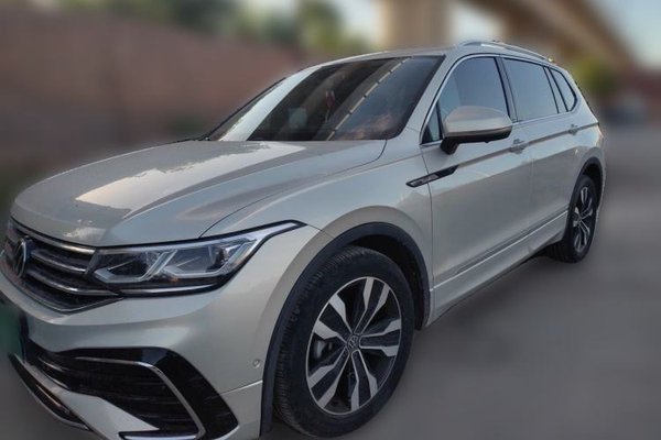 Volkswagen Tiguan L · 2023 год
