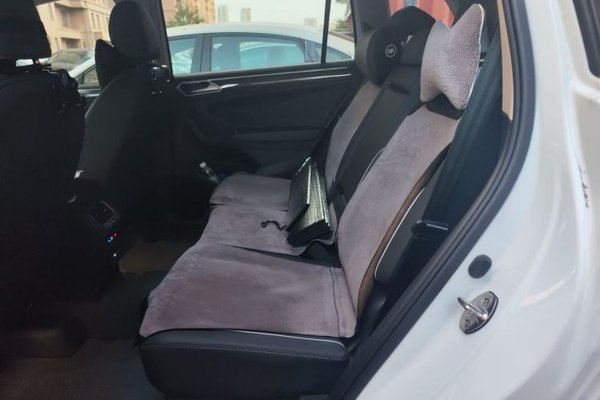 Volkswagen Tiguan L 2023, 38700 км, за 19125 USD - фото 10