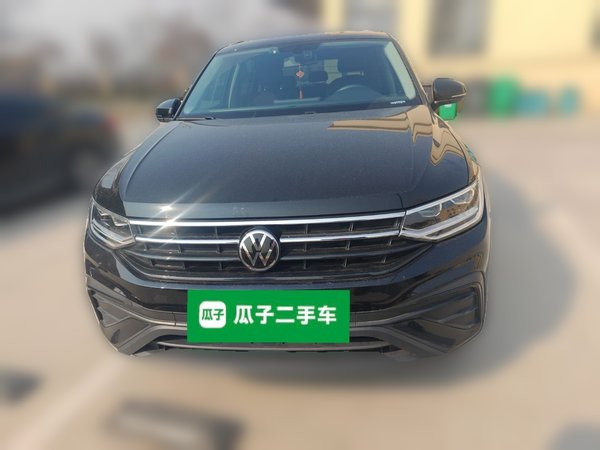 Volkswagen Tiguan L 2024, 19100 км, за 17640 USD