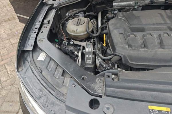 Volkswagen Tiguan L 2024, 38600 км, за 19710 USD - фото 23