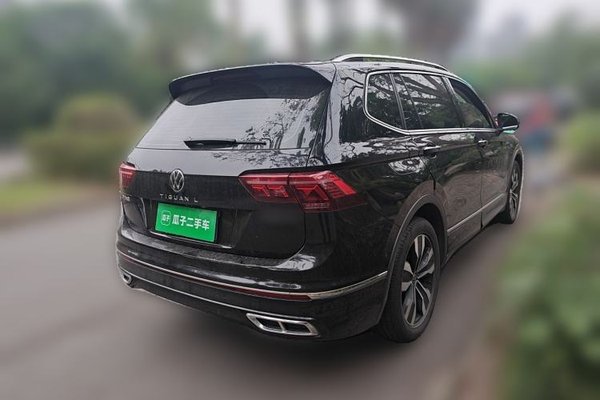 Volkswagen Tiguan L 2024, 38600 км, за 19710 USD - фото 6