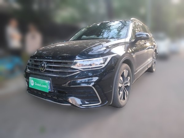 Volkswagen Tiguan L · 2024 год