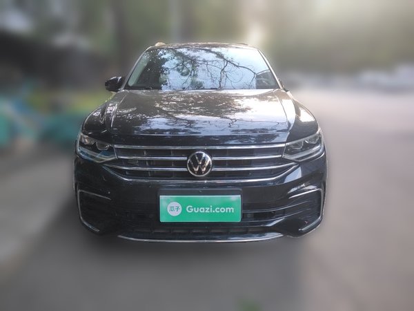 Volkswagen Tiguan L 2024, 52300 км, за 19859 USD