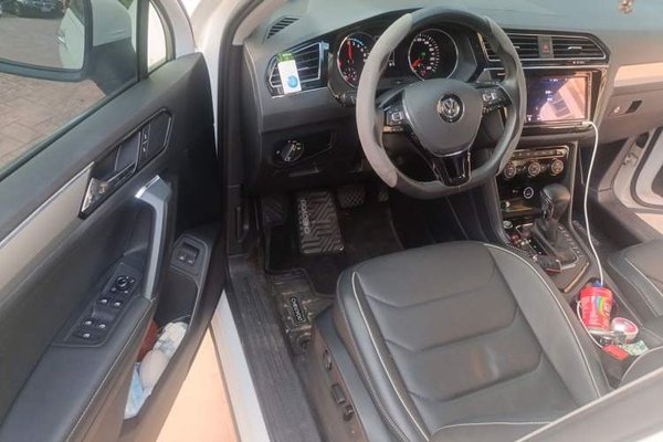 Volkswagen Tiguan L New Energy 2019, 94600 км, за 11723 USD - фото 16