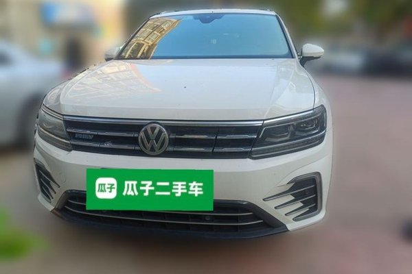 Volkswagen Tiguan L New Energy 2019, 94600 км, за 11723 USD