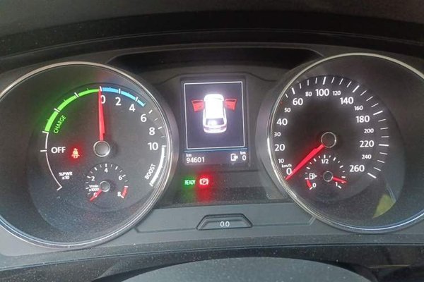 Volkswagen Tiguan L New Energy 2019, 94600 км, за 11723 USD - фото 12