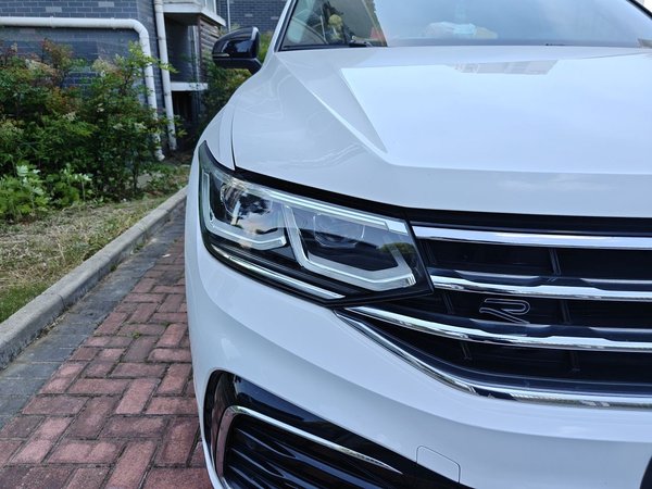 Volkswagen Tiguan X 2021, 133300 км, за 13624 USD - фото 7