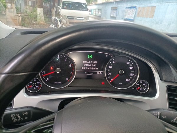 Volkswagen Touareg 2011, 150900 км, за 8740 USD - фото 10