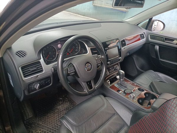 Volkswagen Touareg 2011, 150900 км, за 8740 USD - фото 9
